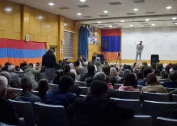 Ermeni Kültür Evi ve Ermeni Gençlik Hareketi Sanat Gecesi Düzenledi