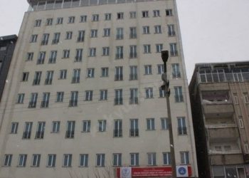 Muş’taki KYK Yurdunda Zehirlenen Öğrenciler Hastaneye Kaldırıldı