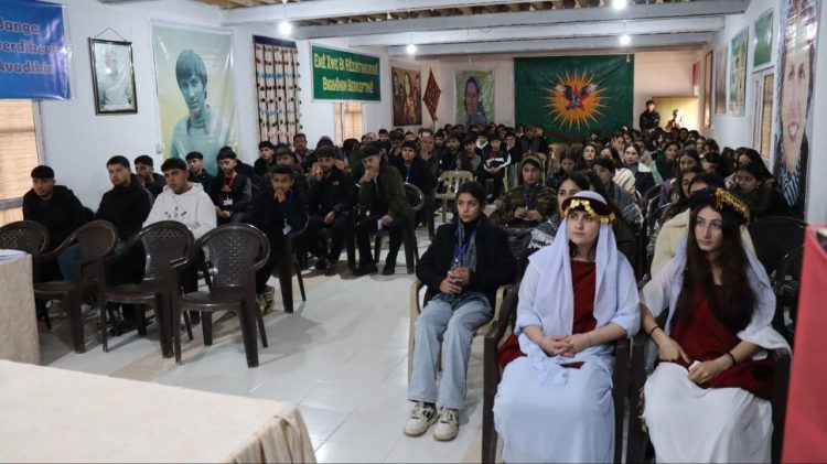 Maxmur Şehit Rûstem Cûdî Kampında Gençlik Kongresi Başladı