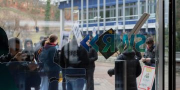 TekoJIN Üyeleri SWR Binasında Eylemdeydi – YENİLENDİ