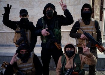 Hesekê’de Genç Savaşçılardan Çağrı: Tüm Kürdistan Gençliği Seferberliğe Katılmalı