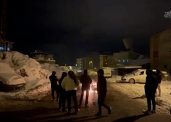 Colemêrg’te Yurtsever Gençlerden Rojava Eylemi