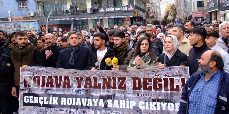 Êlih’te Dem Genç Öncülüğünde Saldırılara Karşı Yürüyüş