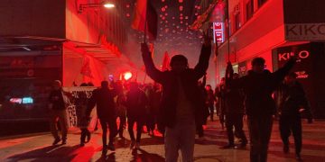 Münster’de Gençler Türk Konsolosluğu’na Yürüdü: Rojava Onurumuzdur!