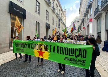 Portekizli Gençler Rojava Devrimi’ni Savunmak İçin Yürüdü