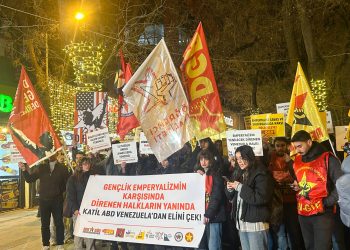 Gençlik Örgütleri Venezuela’ya Saldırıyı Protesto Etti
