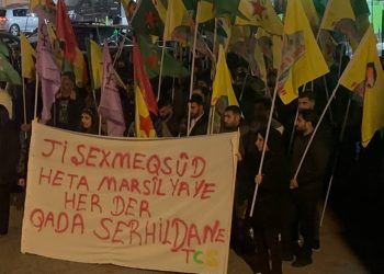 Marsilya Sokaklarından Rojava’ya Destek Sloganları Yükseldi