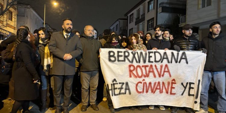 Ankara Tuzluçayır’da Rojava’ya Destek Yürüyüşü
