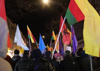 Hamburg’da Kürt Gençleri Halep Saldırılarını Protesto Etti