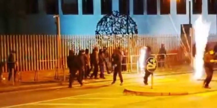 Berlin’ de Türkiye Büyük Elçiliğine Eylem Düzenlendi