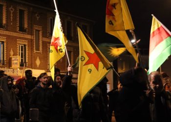 Villiers-le-Bel’de Gençler İşgal Saldırılarına Karşı Alanlarda