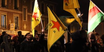 Villiers-le-Bel’de Gençler İşgal Saldırılarına Karşı Alanlarda