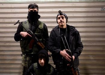 Hesekê Gençleri Ayakta: Gençler Kentini Savunuyor