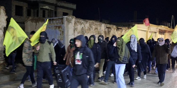 Şengal’de Gençler Rojava İçin Eylemde