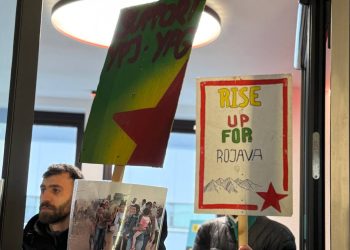 TCŞ Üyeleri CDU’nun Stuttgart Bürosu’nda Eylemdeydi