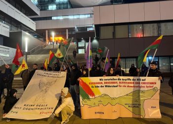 Stuttgart’ta CDU Önünde Öfke Eylemi