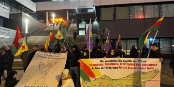 Stuttgart’ta CDU Önünde Öfke Eylemi