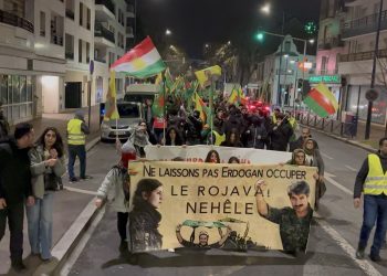 Drancy’de Kobane  Ruhuyla  yürüyüş