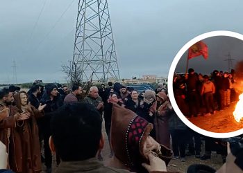 Tabka Gençler Öncülüğünde Halep’e Doğru Yola Çıktı