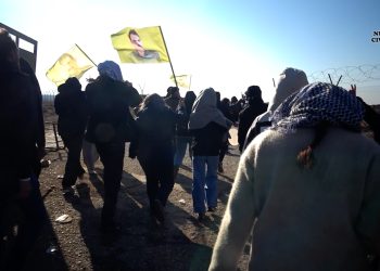 Şengal Gençleri Seferberliğe Katılmak İçin Rojava Sınırında