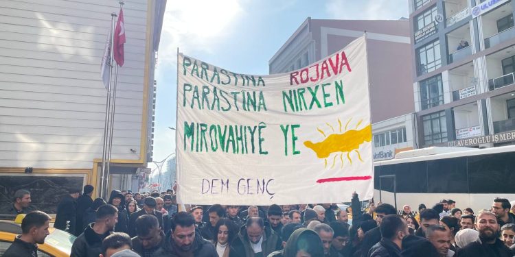 Wan: Rojava Yalnız Değildir