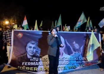 Derik’de Yüzlerce Genç Uluslararası Komploya Karşı Yürüdü