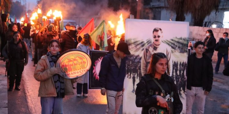 Tirbespiyêli Gençler 15 Şubat Komplosu’nu Kınadı