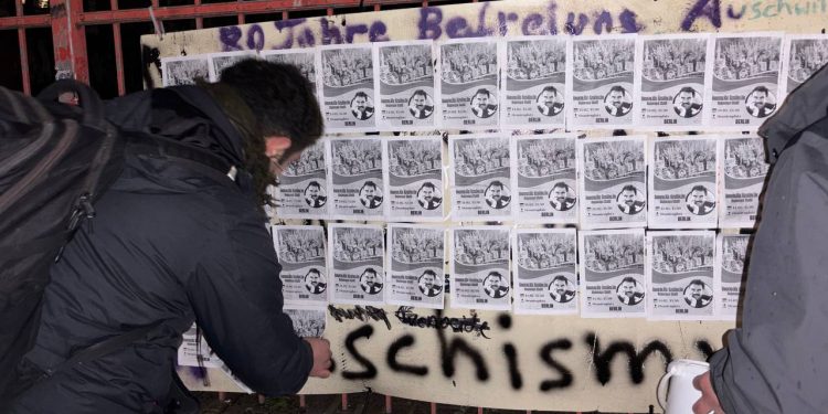 Berlin Gençliği 14 Şubat “Önder APO’ya  Özgürlük, Rojava’ya Statü” Yürüyüşü İçin Sokaklarda