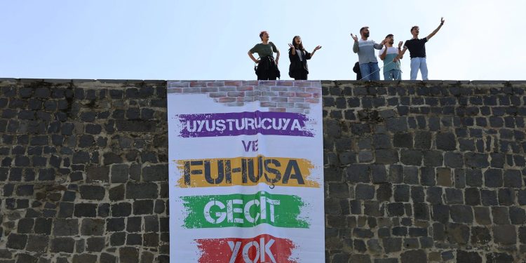 Özel Savaş Politikalarına Karşı Şiyar Be