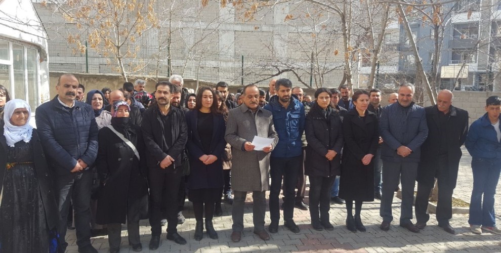 Halklar Önderi Abdullah Öcalan için Van’da basın açıklaması