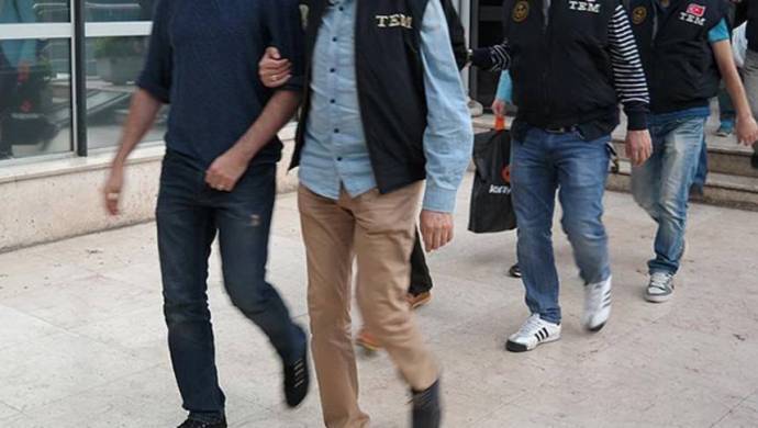 HPG vurdu, işgalci Türk devleti yurttaşları gözaltına aldı