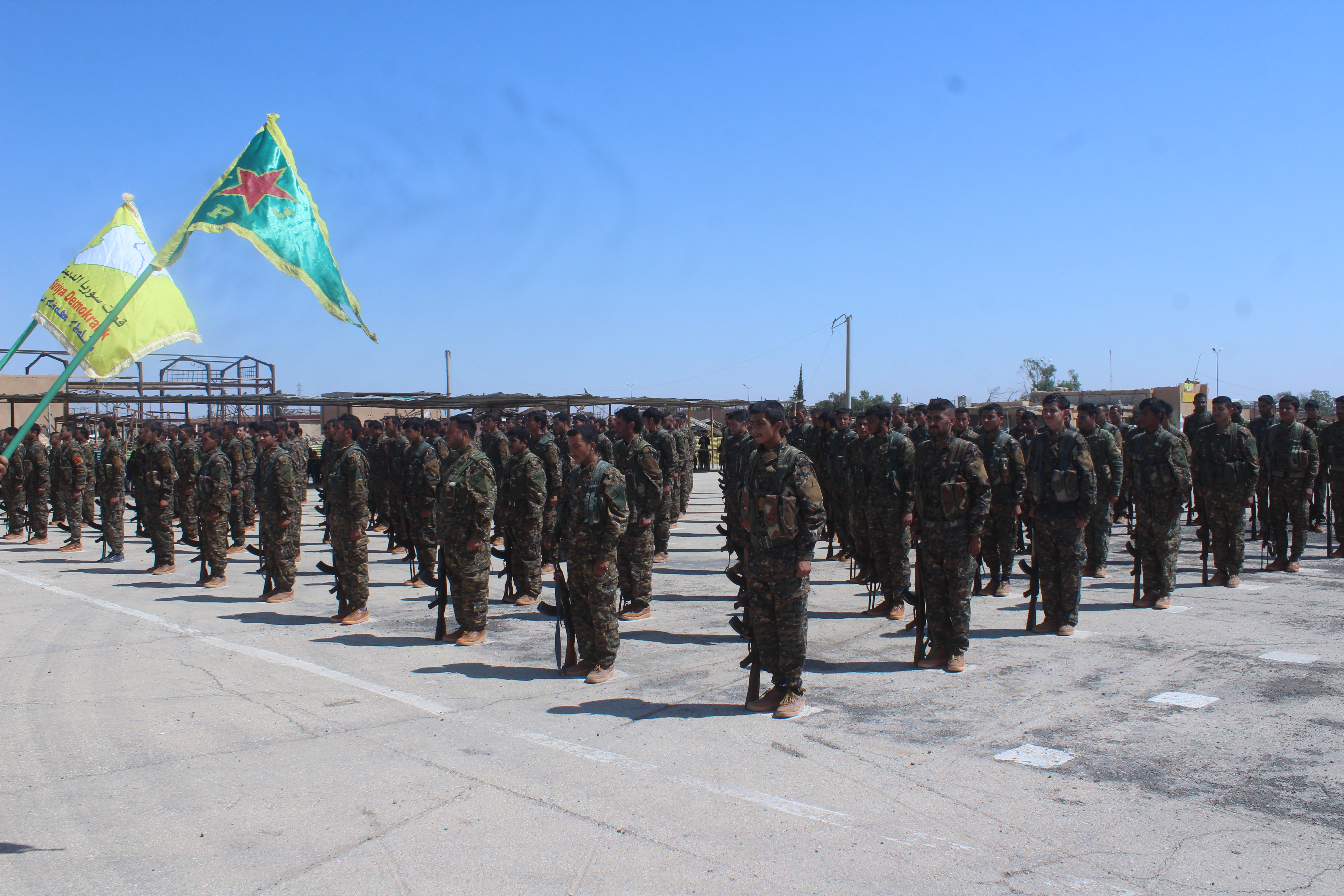 200 genç YPG’ye katıldı