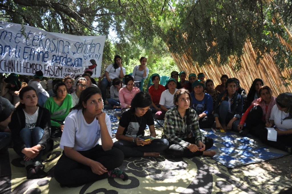 Genç Jineoloji Komitesi eğitim devresi başlattı