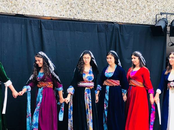 İsviçre’de Kürt kültürü tanıtılıyor