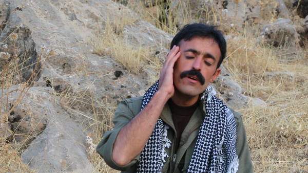 Özgür Dağlarda dengbêj bir gerilla: Mordem Maku