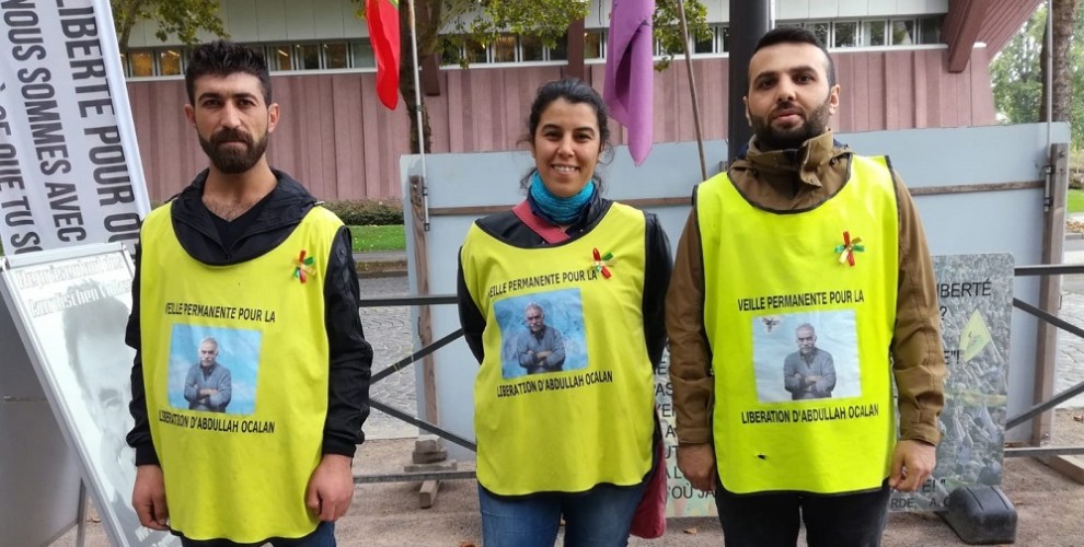 Öcalan Nöbetini gençler devraldı