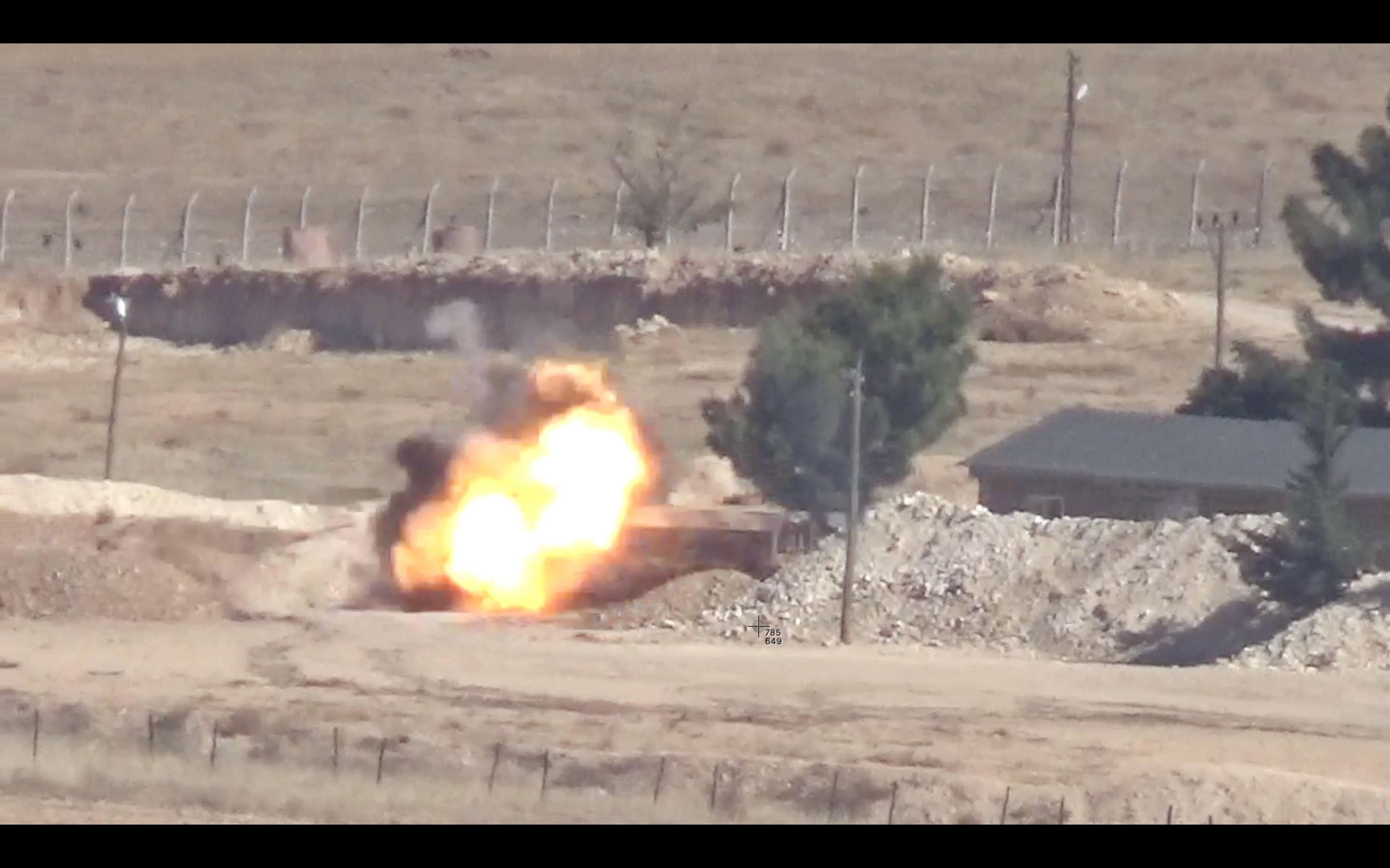 SON DAKİKA-Kobanê’ye saldıran Türk ordusuna ait tank böyle imha edildi