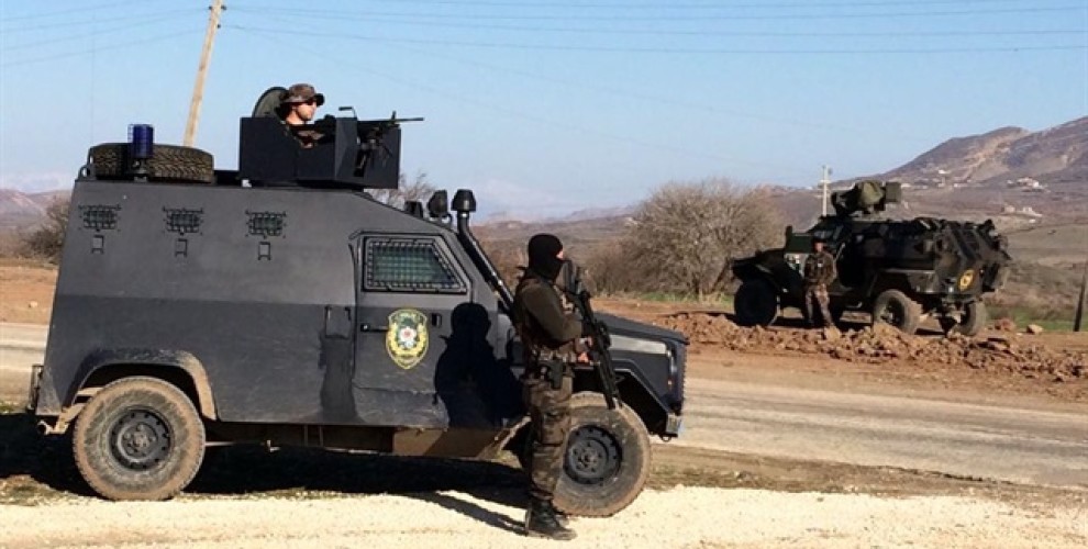 Silvan’da işgal operasyonu: İşgalci askerler pusulamada