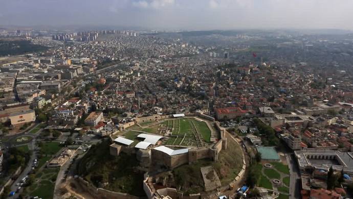 Devlet Dilok’ta gençlerin hayatını bir bir karartıyor