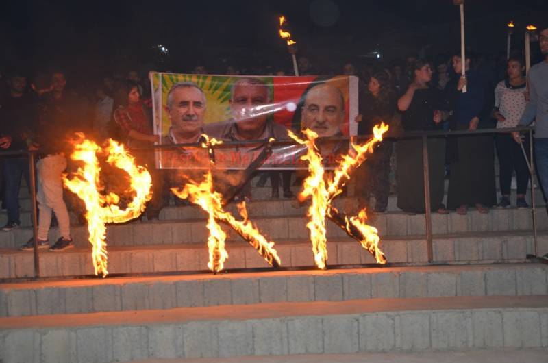 Mexmur’da gençler ABD’yi protesto etti