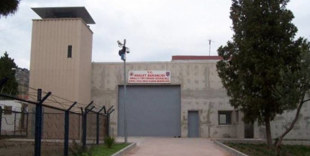 Halklar Önderine ceza veriliyor, avukatlarına tebliğ bile edilmiyor