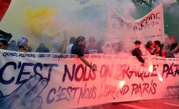 Fransa’da liseliler eylemde!