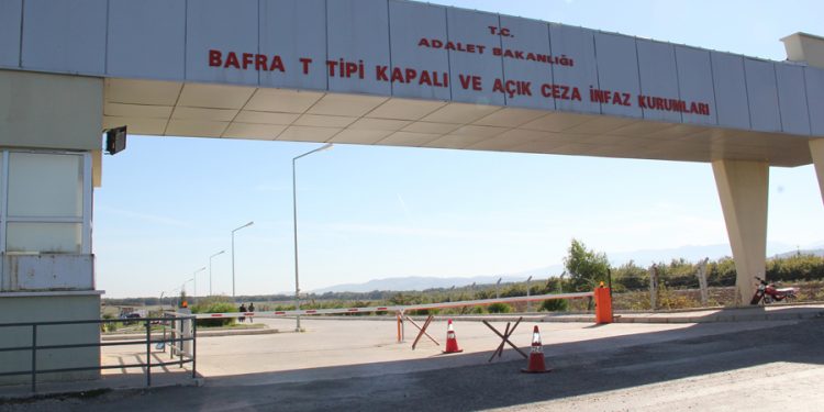 Bafra’da 6 tutsak süresiz-dönüşümsüz açlık grevinde