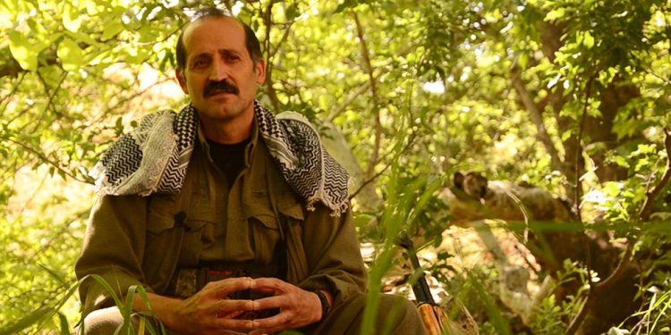 25 Kuruşa Göz Dikenler Müflis Yapı ve Kişiliklerdir