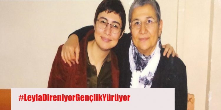 Sosyal medyada #LeylaDireniyorGençlikYürüyor hashtag eylemi