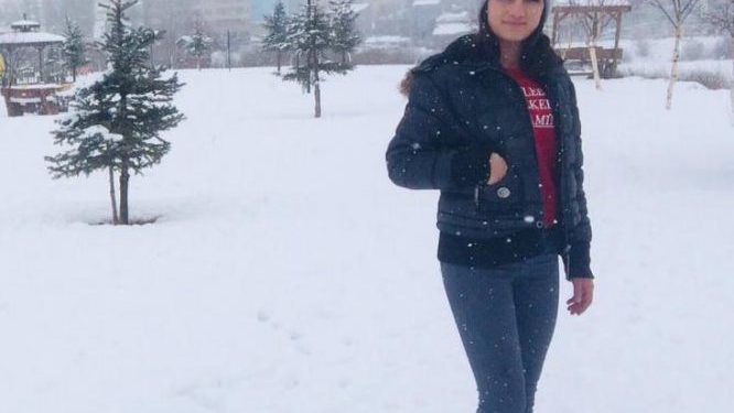 Üniversite ‘Yanlışlık Oldu’ Deyip Okuldan Attı