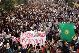 20 Ocak’ta gençlikten, Kürdistan, Avrupa ve birçok yerde tecride karşı ‘Büyük Yürüyüş’