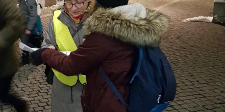 İsveç’te gençler tecride karşı eylemde