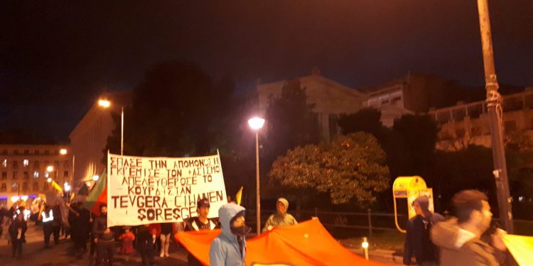 Atina’da Ciwanên Şoreşger’den tecrite karşı meşaleli yürüyüş