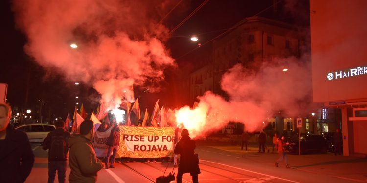 Avrupa’da Kürt gençleri eylemlerde -YENİLENDİ